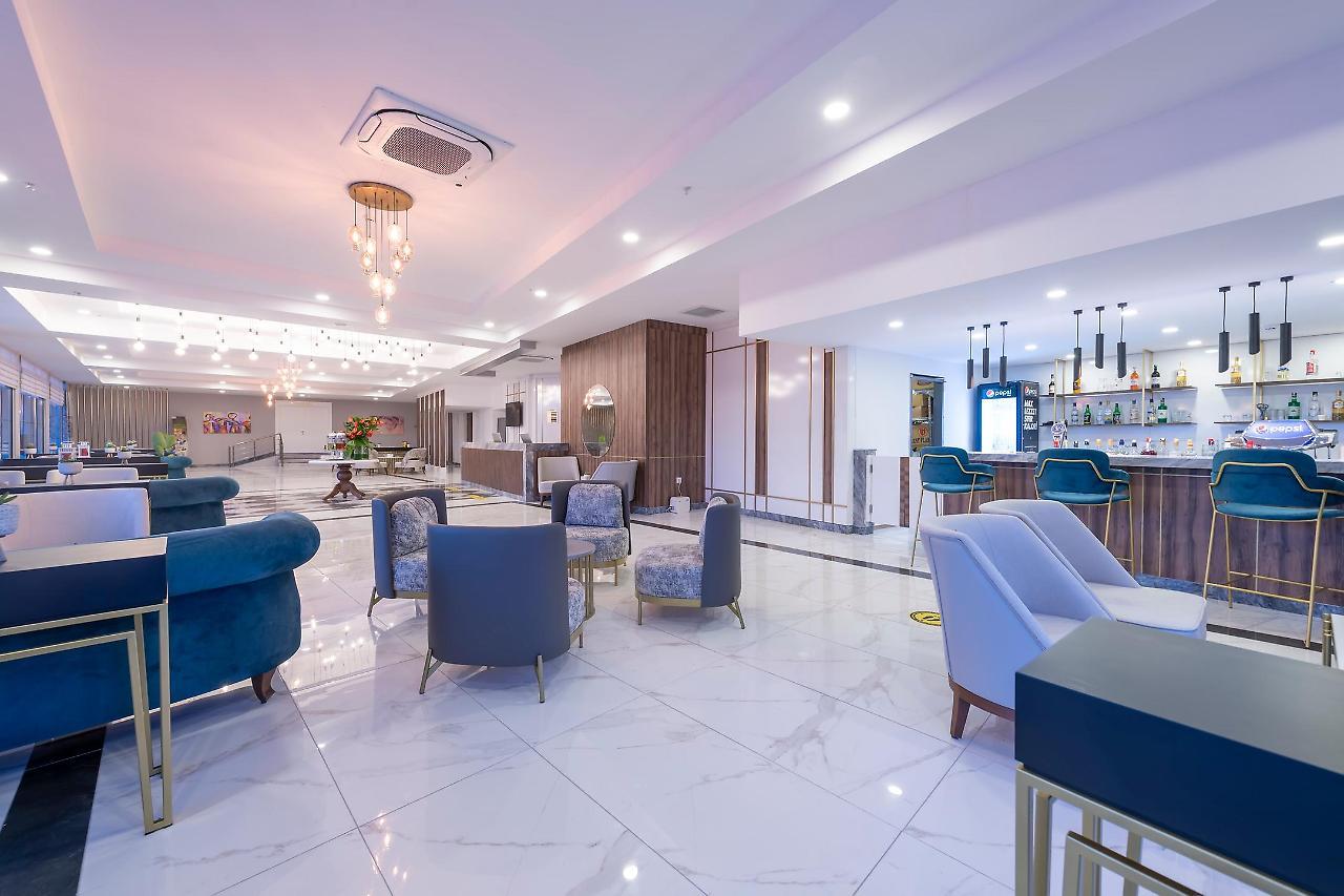 Lavia Hotels Lara Antalya Exterior photo